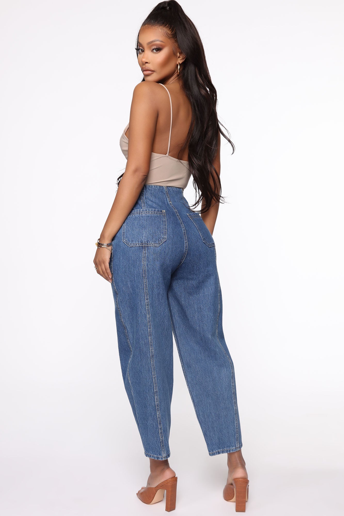 Not What It Seams Balloon Mom Jeans - Medium Wash Ins Street