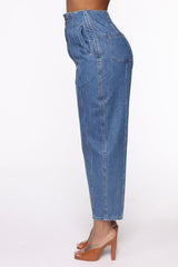 Not What It Seams Balloon Mom Jeans - Medium Wash Ins Street