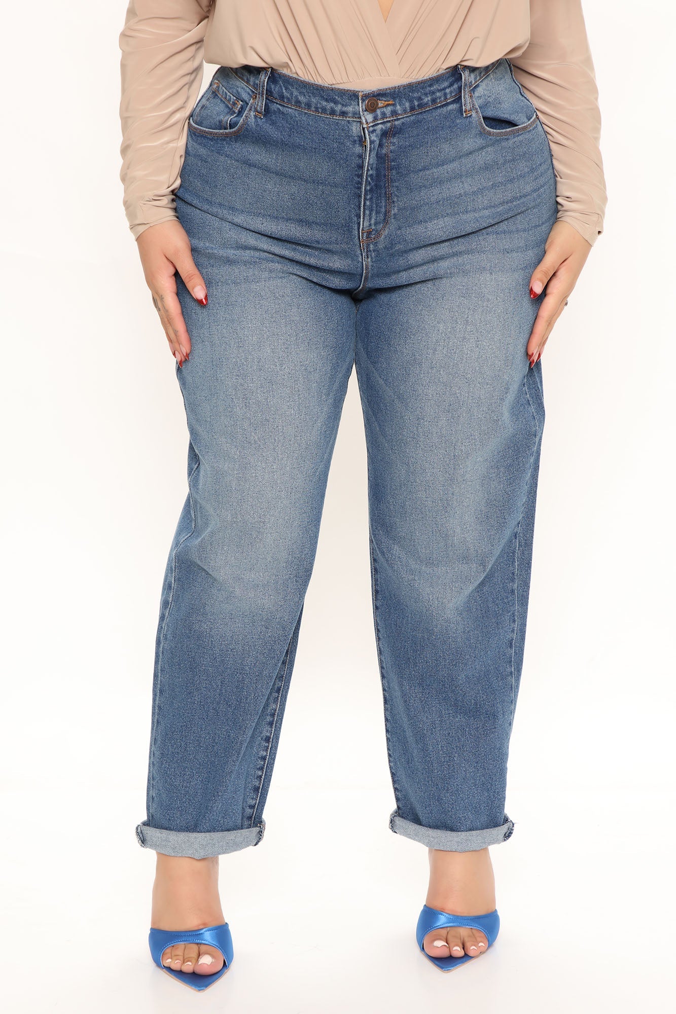Hometown Cutie Mom Jeans - Medium Blue Wash Ins Street