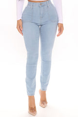 Money Makin' Skinny Jeans - Light Blue Wash Ins Street