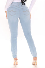 Money Makin' Skinny Jeans - Light Blue Wash Ins Street
