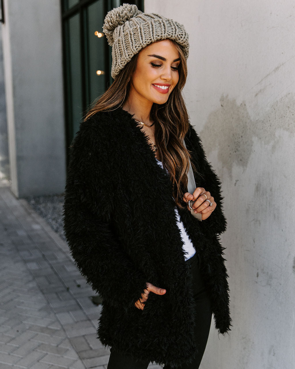 Familiar Feelings Pocketed Faux Fur Jacket - Black Ins Street