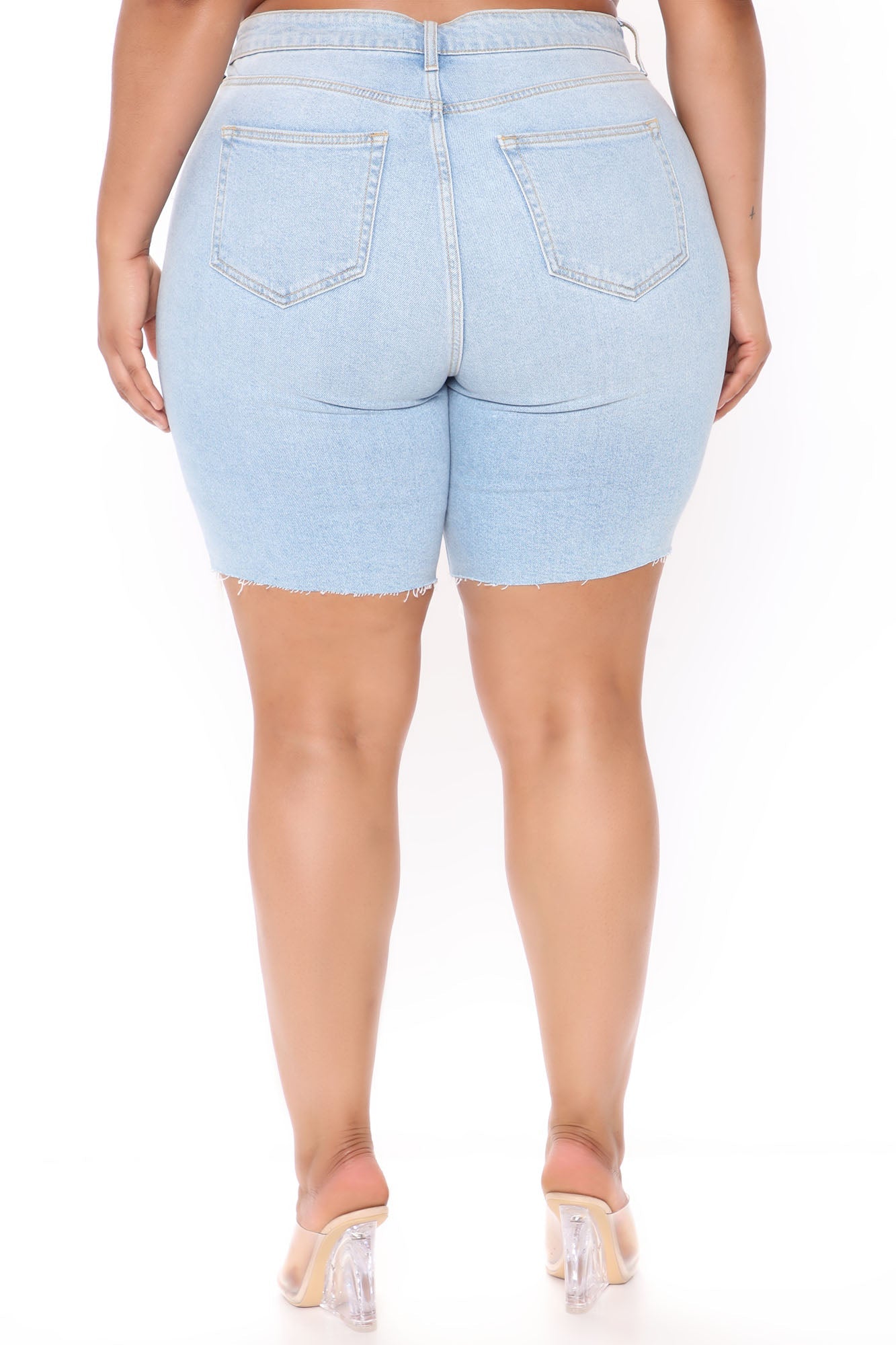 Stay On Track Destroyed Denim Bermudas - Light Blue Wash Ins Street