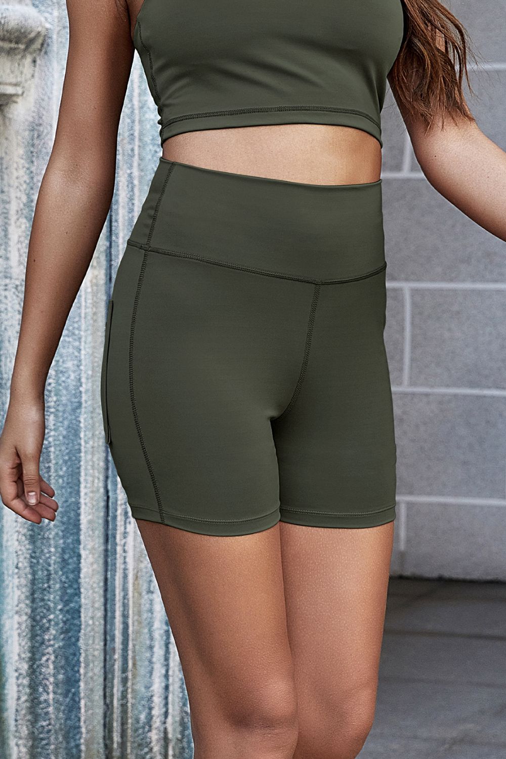 Exposed Seam Decorative Button Yoga Shorts Ins Street