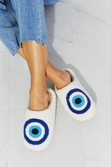 MMShoes Eye Plush Slipper Ins Street