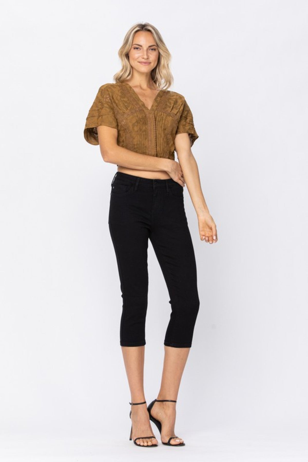 Mid Rise Black Skinny Denim Capri Ins Street