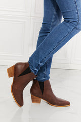 MMShoes Back At It Point Toe Bootie in Chocolate Ins Street