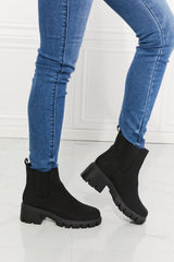 MMShoes Work For It Matte Lug Sole Chelsea Boots in Black Ins Street