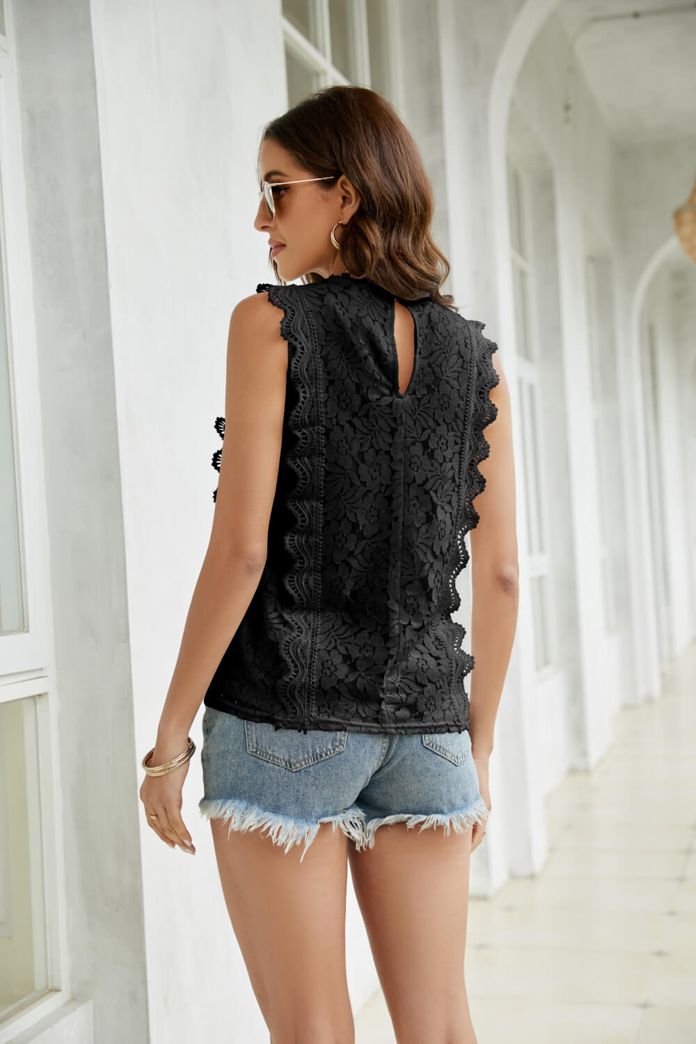 Lace Scalloped Keyhole V-Neck Tank Ins Street