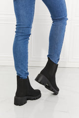 MMShoes Work For It Matte Lug Sole Chelsea Boots in Black Ins Street