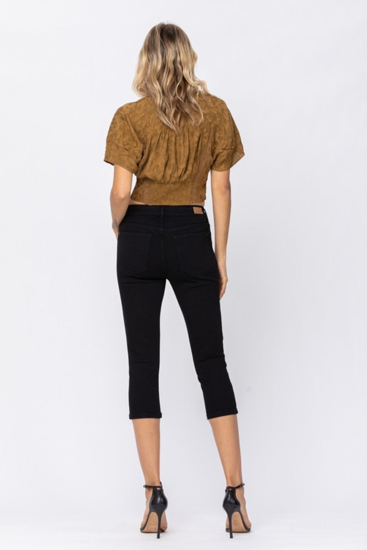 Mid Rise Black Skinny Denim Capri Ins Street