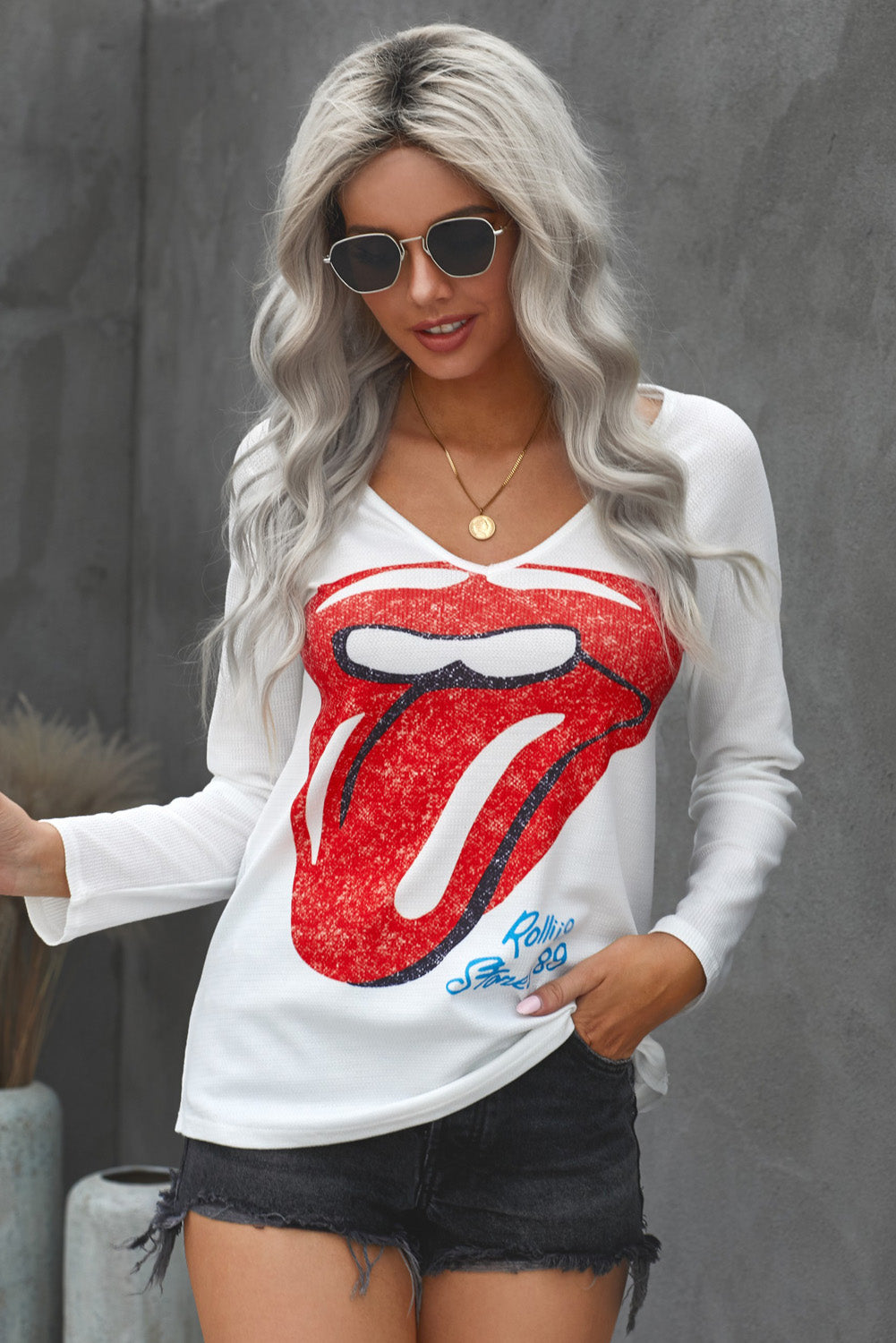 Lips Graphic V-neck T-Shirt Ins Street