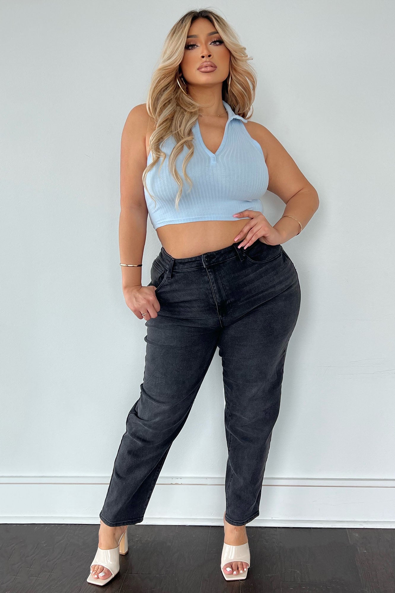 Classic Tapered Mom Jeans - Black Ins Street