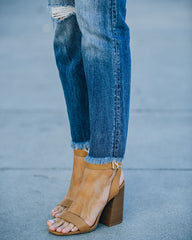 Kourt High Rise Straight Leg Denim - Dark Wash Ins Street