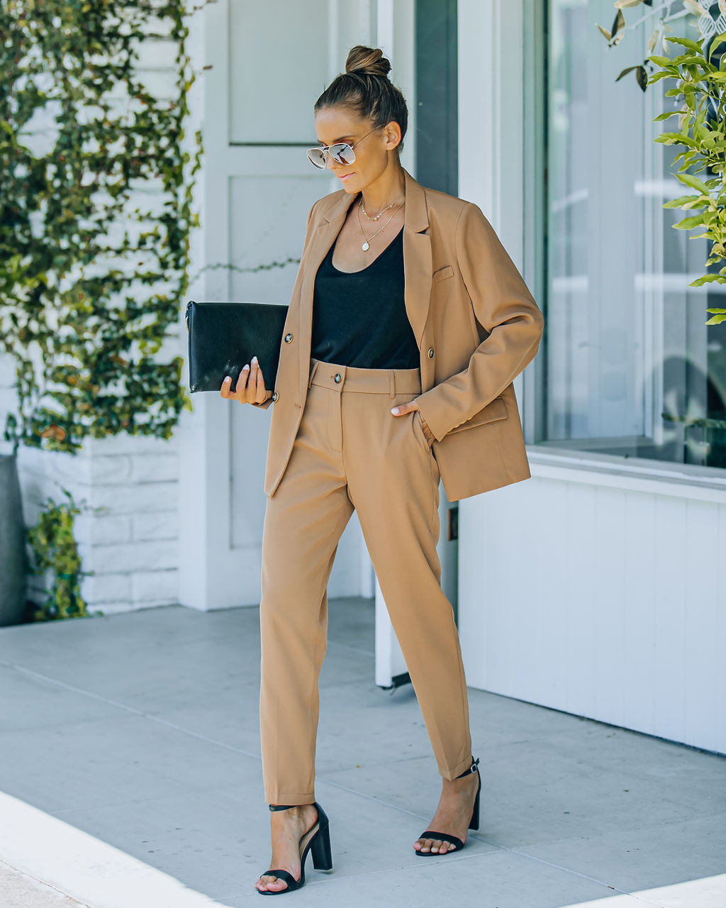 Long Shot Pocketed High Rise Trousers - Camel Ins Street