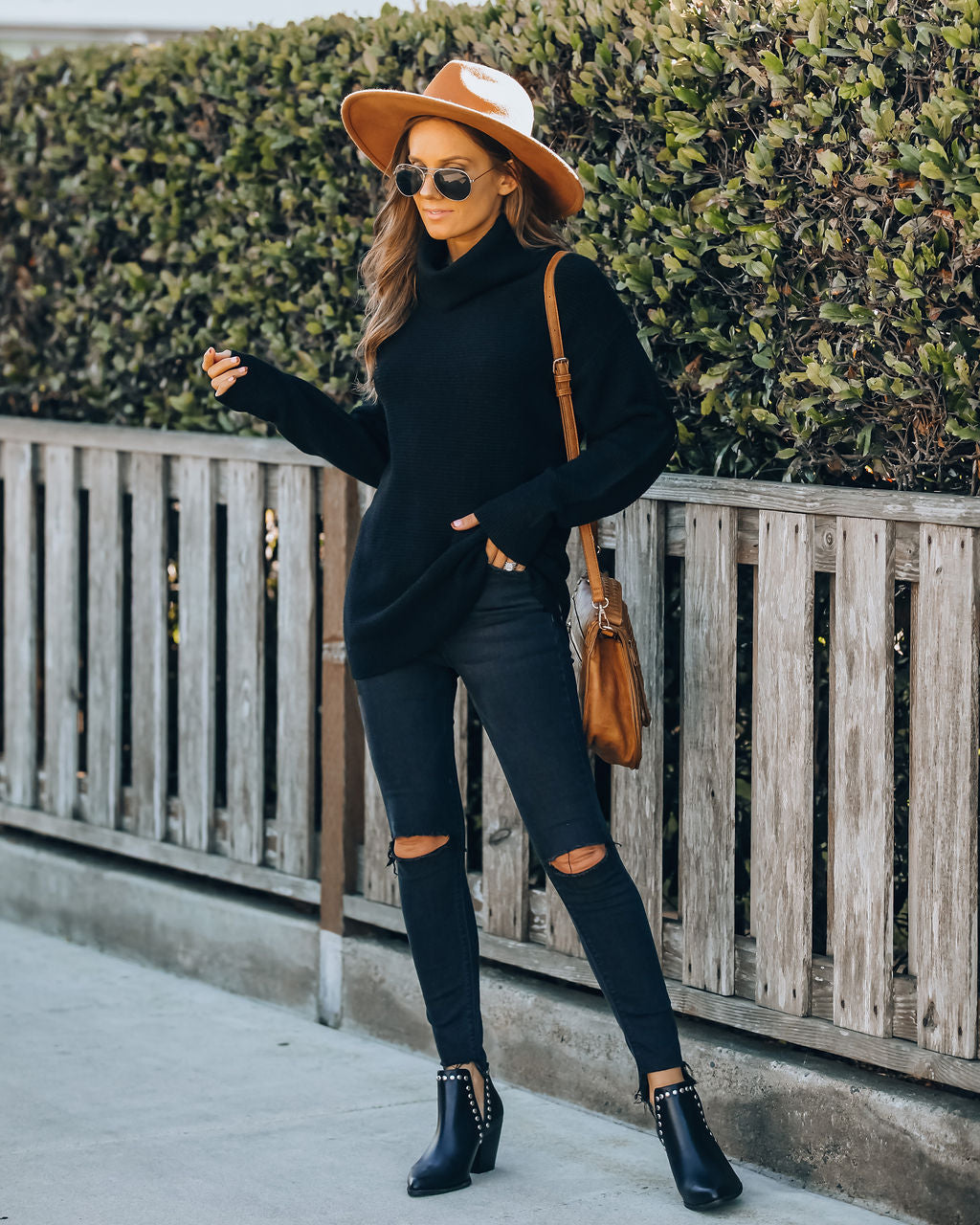 It's A Must Ribbed Turtleneck Sweater - Black Ins Street