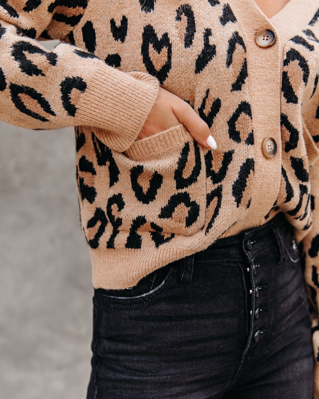 Lorenza Pocketed Button Front Leopard Cardigan Ins Street