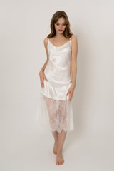 Narmin Nightgown-White Ins Street