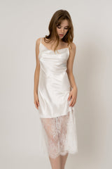 Narmin Nightgown-White Ins Street