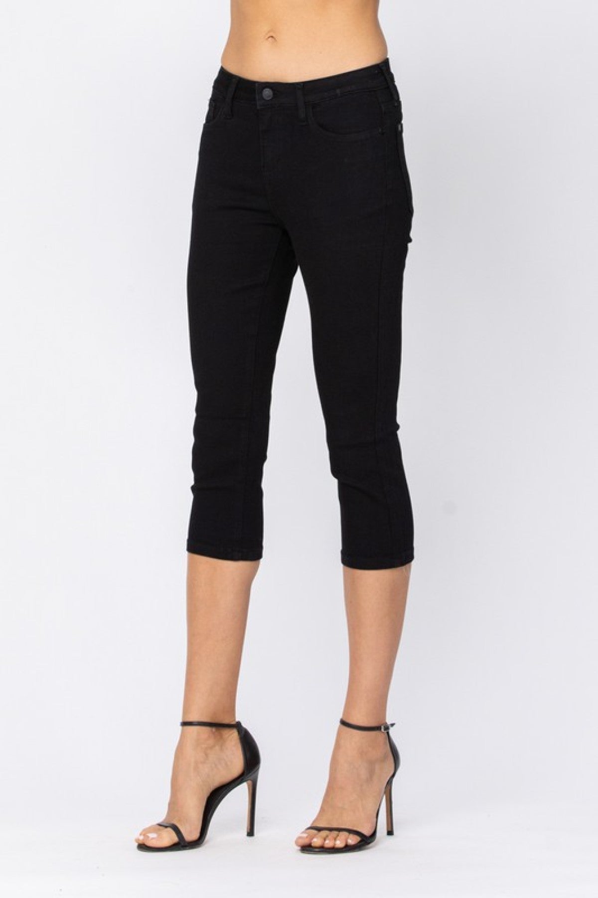 Mid Rise Black Skinny Denim Capri Ins Street