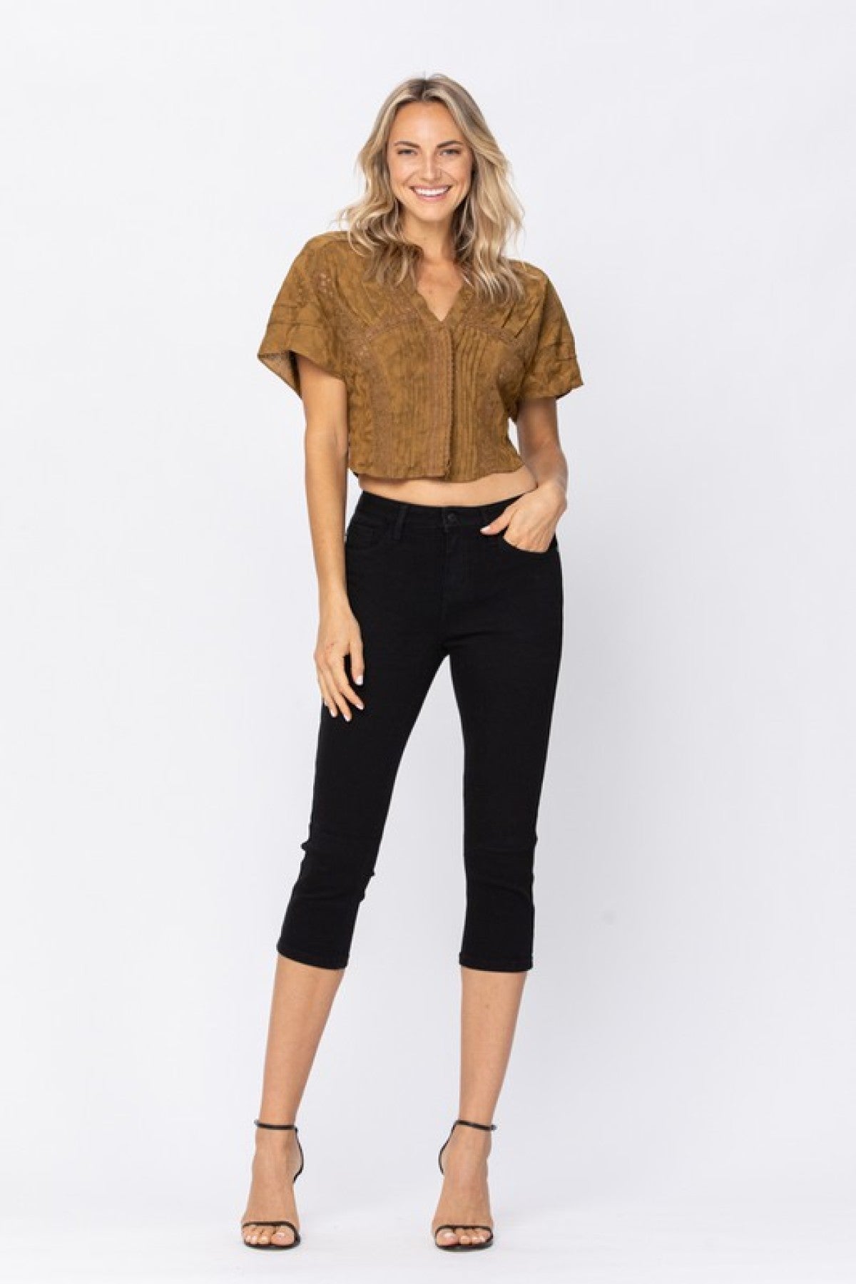 Mid Rise Black Skinny Denim Capri Ins Street