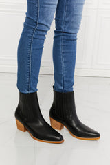 MMShoes Love the Journey Stacked Heel Chelsea Boot in Black Ins Street