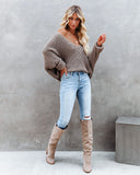 Carry On Knit V-Neck Sweater - Cocoa - FINAL SALE Ins Street
