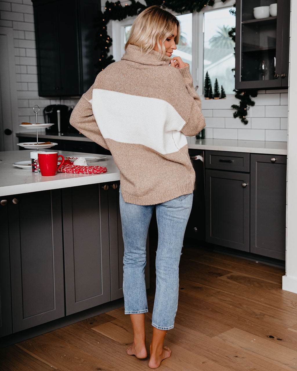 Cedar Turtleneck Colorblock Sweater - Oatmeal Ins Street