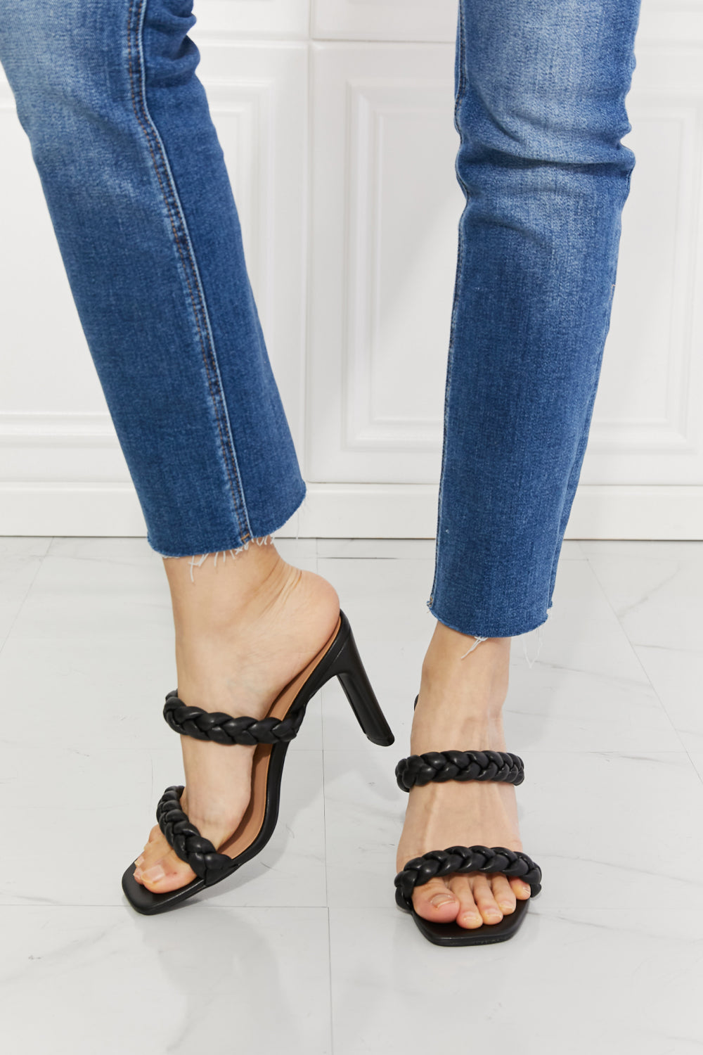 MMShoes In Love Double Braided Block Heel Sandal in Black Ins Street