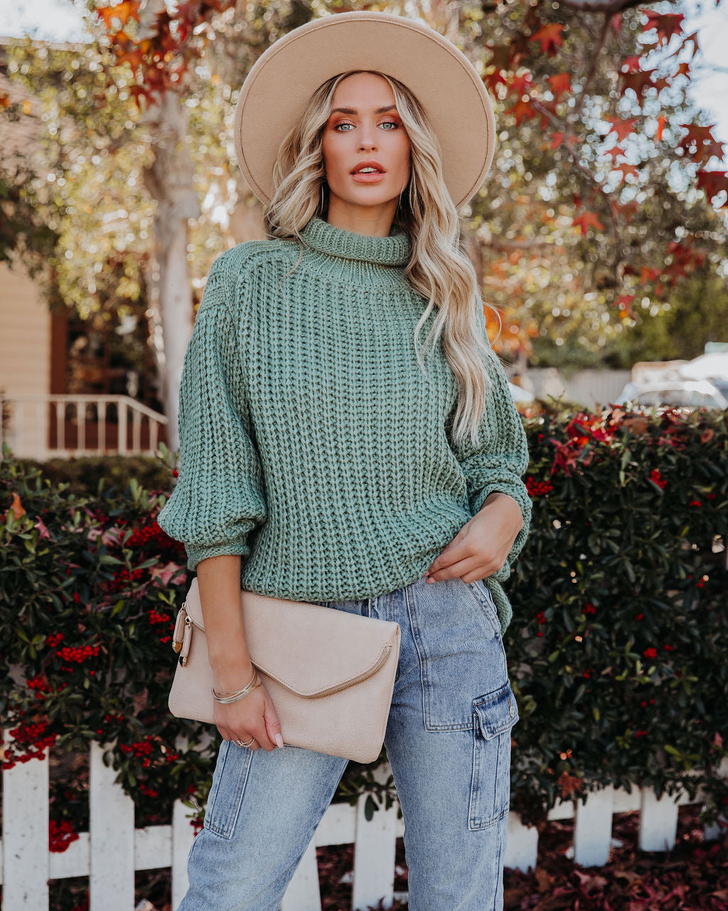 Connie Turtleneck Knit Sweater - Powder Green - FINAL SALE – InsStreet Connie Turtleneck Knit Sweater - Powder Green - FINAL SALE – InsStreet