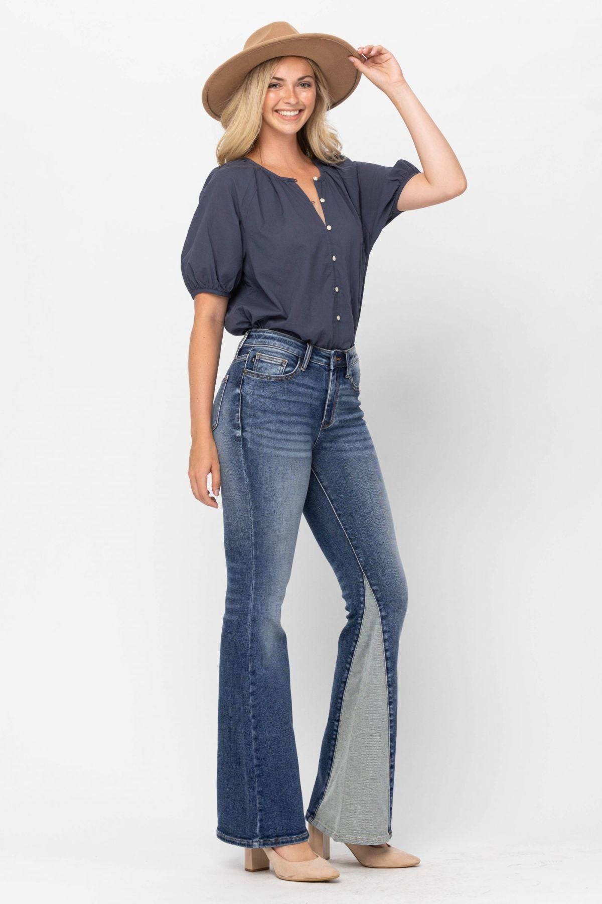 Mid-Rise Two Tone Panel Flare Jeans Ins Street