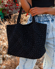 Della Woven Tote Bag - Black URBA-001