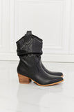 MMShoes Better in Texas Scrunch Cowboy Boots in Black Ins Street