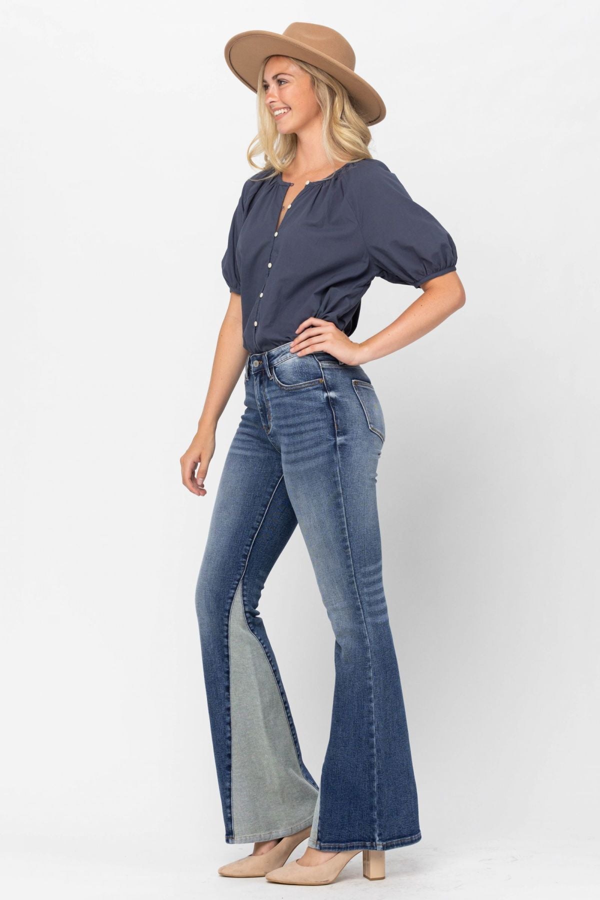 Mid-Rise Two Tone Panel Flare Jeans Ins Street