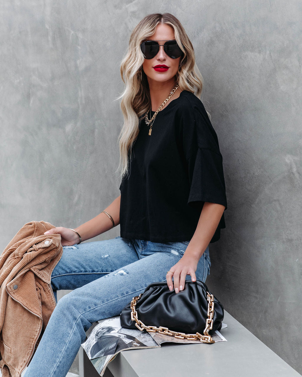 Her Cotton Cropped Tee - Black Ins Street