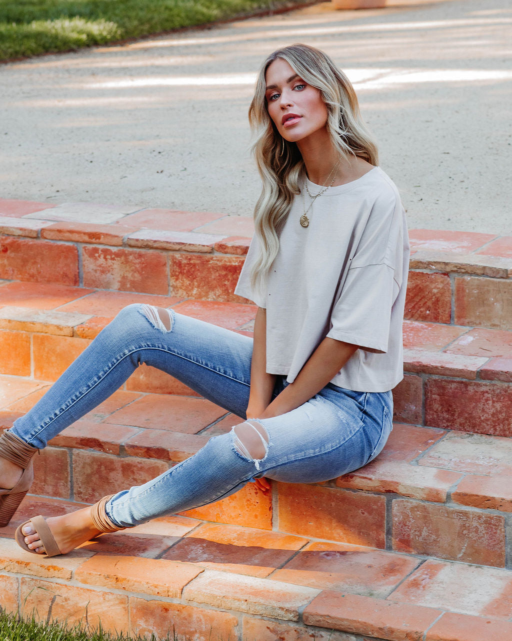 Her Cotton Cropped Tee - Whisper Taupe Ins Street