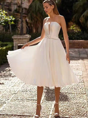 Simple Bustier Wedding Dress 2023-03-14 InsStreet