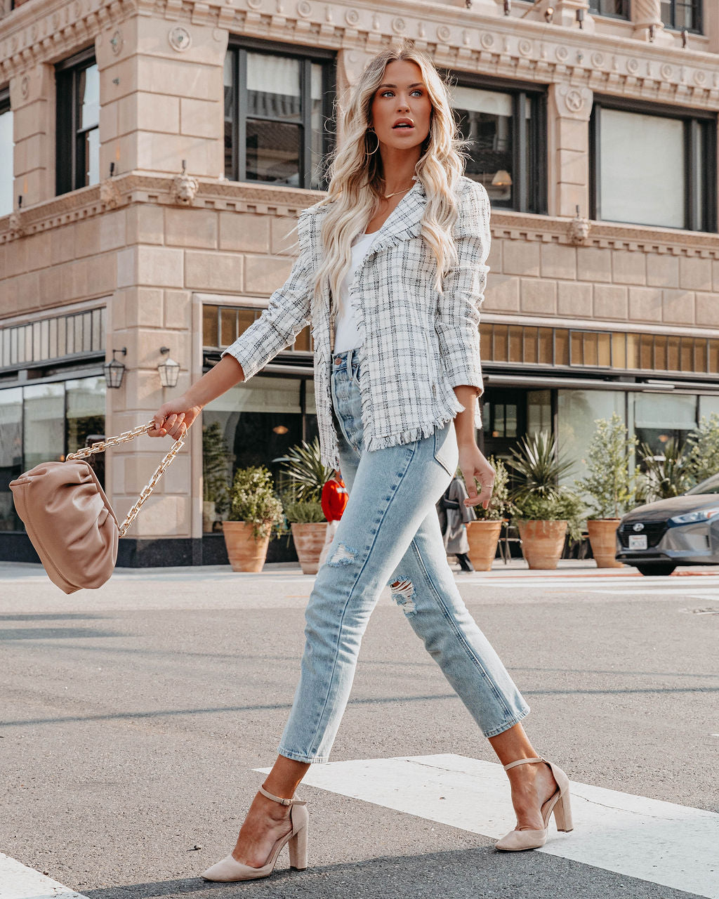 Leala Pocketed Frayed Tweed Blazer - Ivory Ins Street